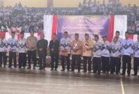 Anggota  Dewan Perwakilan Rakyat Daerah (DPRD) Kabupaten Sintang, Kalimantan Barat, Senen Maryono turut menghadiri upacara peringatan Hari Ulang Tahun (HUT) Persatuan Guru Republik Indonesia (PGRI) ke-79dan Hari Guru Nasional (HGN) ke-XXXI tingkat kabupaten Sintang tahun 2024 yang dilaksanakan di Gedung Indor Apang Semangai, Senin 25 November 2024 pagi.